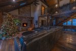River Joy Lodge: Living Room